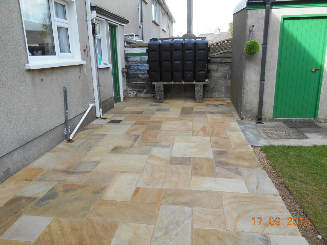 Patio paving.JPG